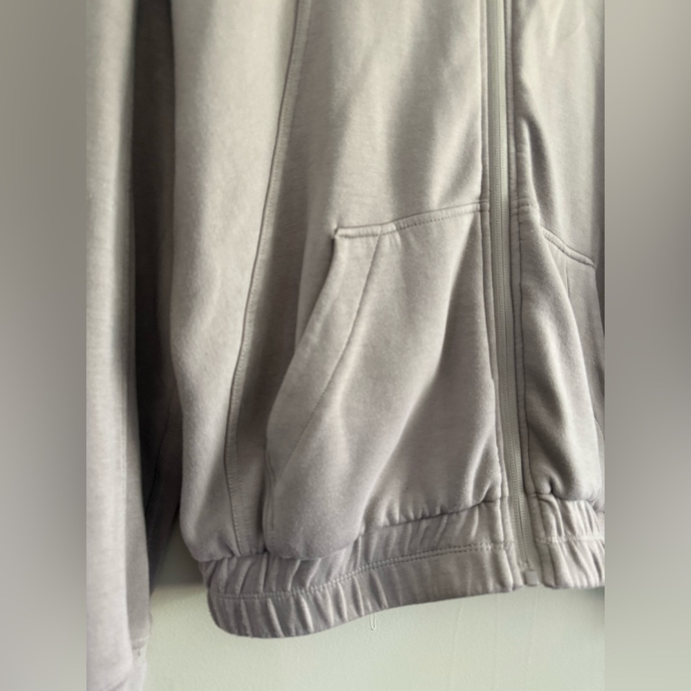 Danskin Light Taupe Zip-Up Jacket size medium - Picture 3 of 10